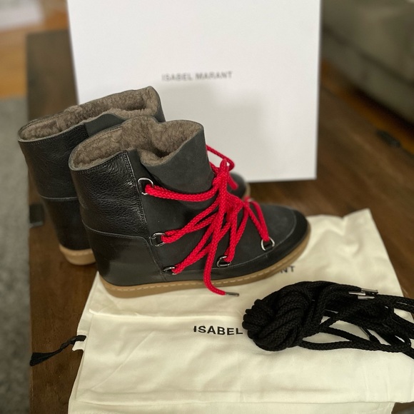 Isabel Marant Nowles boots. Bought from SSENSE last month, never worn. Size 39. - Picture 1 of 2